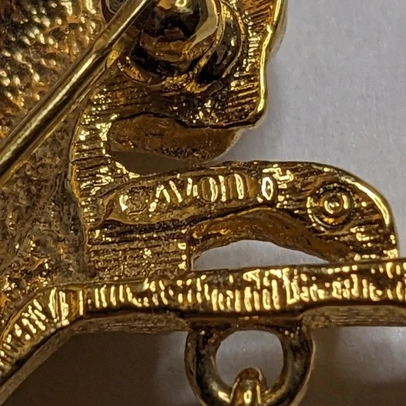 Vintage Avon Cat and Fish Brooch - Picture 6 of 6